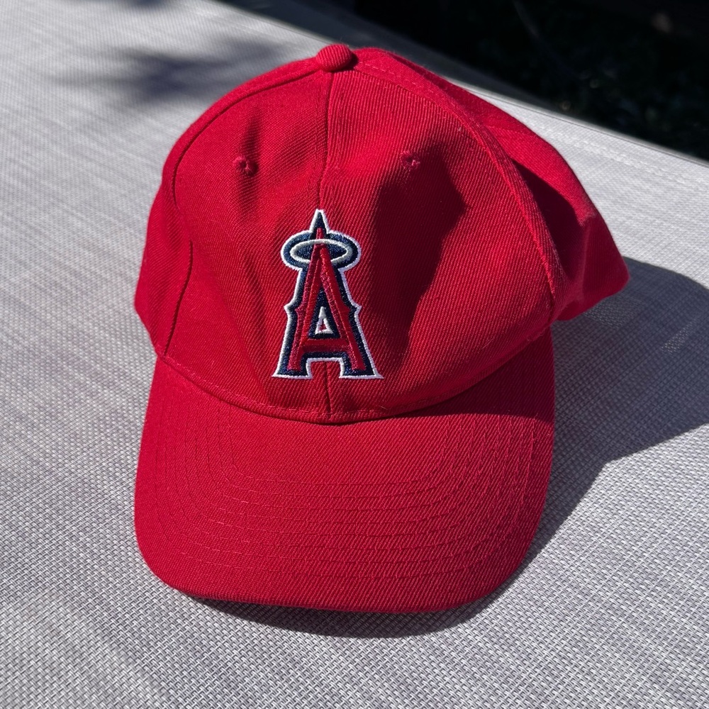 Los Angeles Angels Baseball MLB Hat Cap Radio Am 830 Red Adjustable